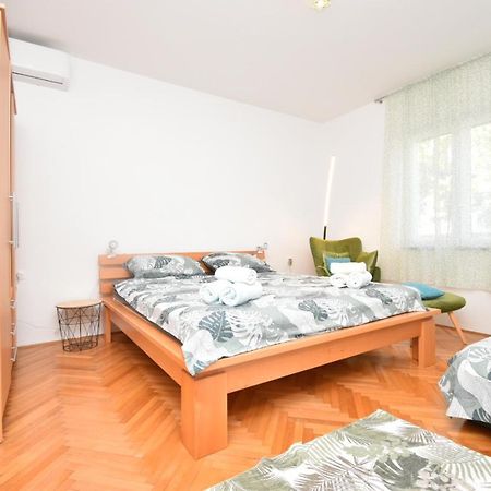 Appartamento Helena House Bibinje Esterno foto